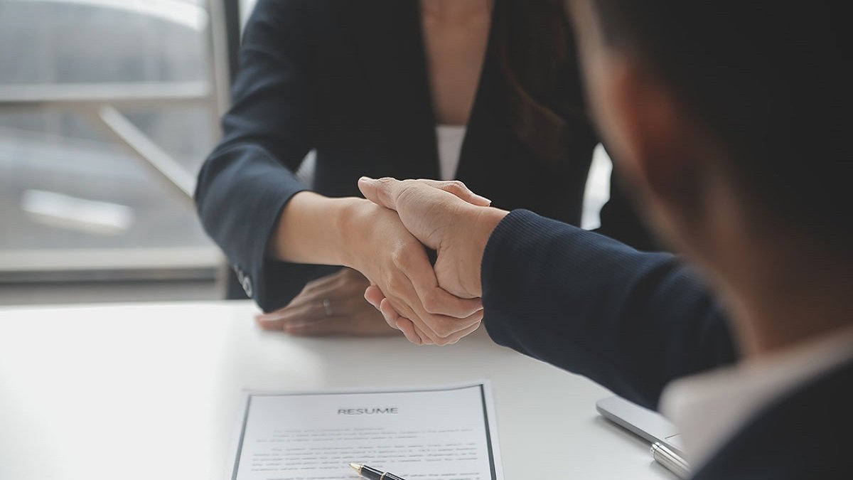 Ways To Negotiate a Job Offer