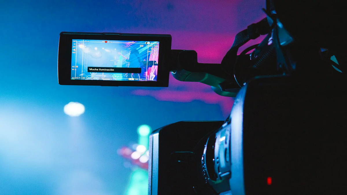 Tips To Overcome Camera Anxiety