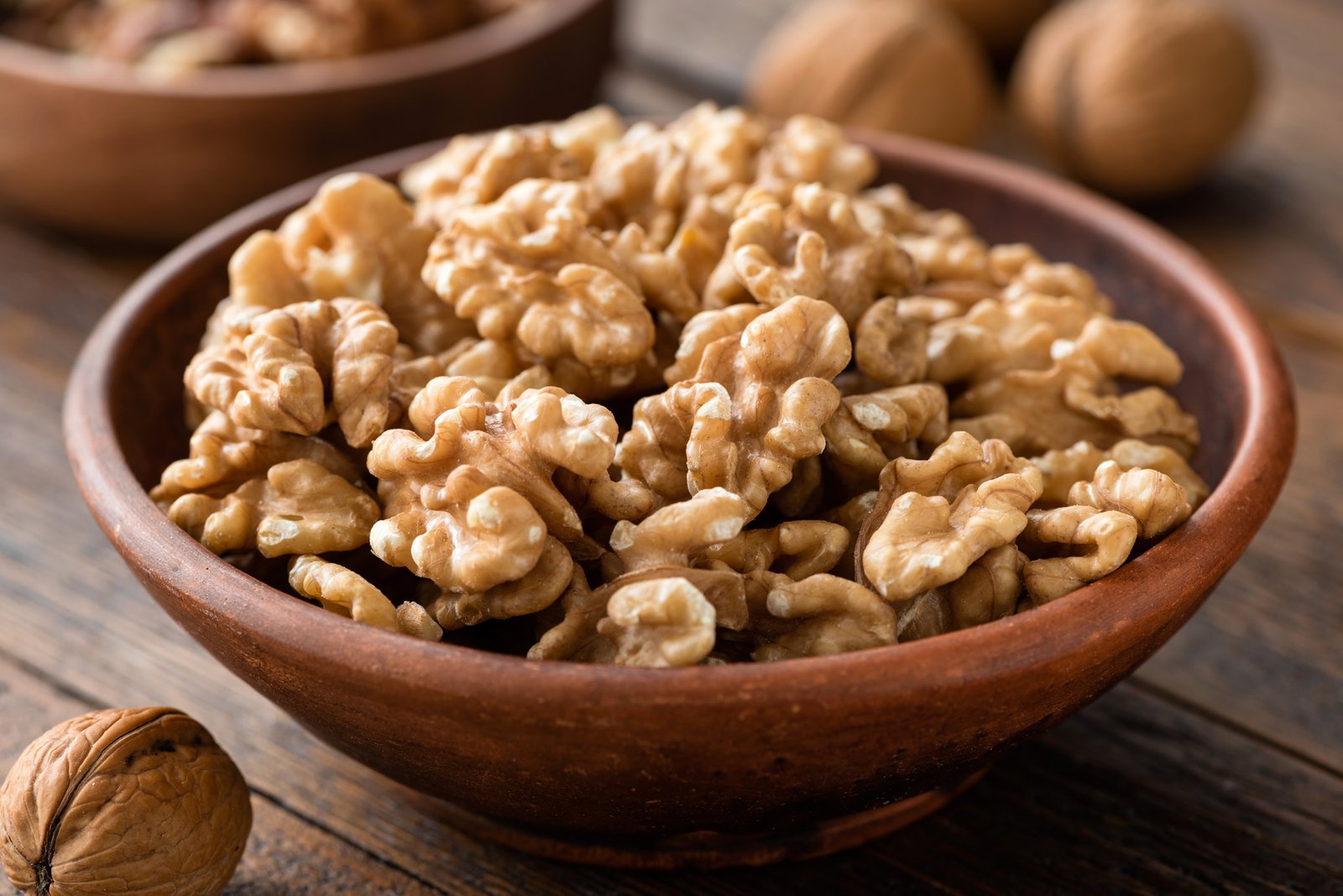 Health Benefits of Eating Walnuts